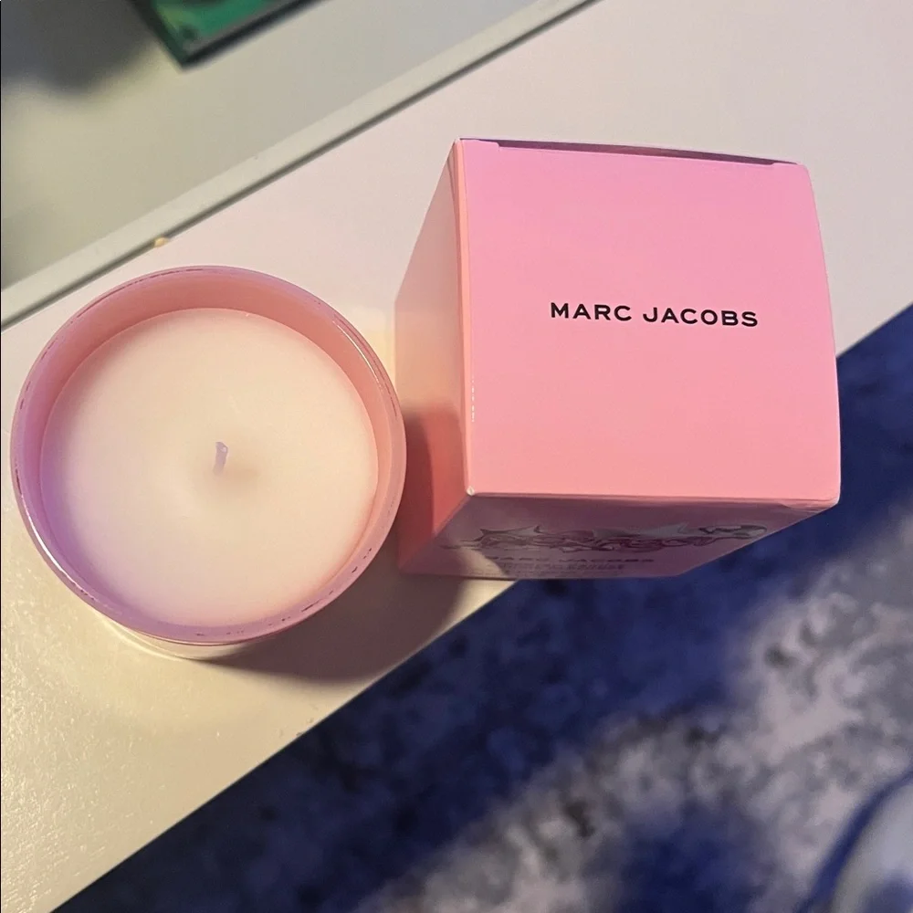 Marc Jacobs Perfect Scented Candle-NEW
